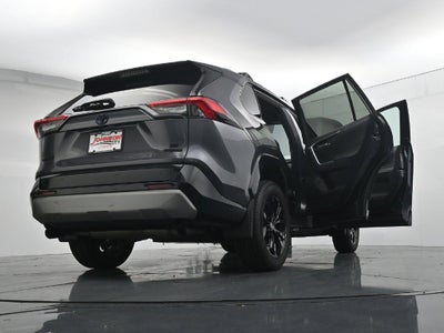 2024 Toyota RAV4 SE