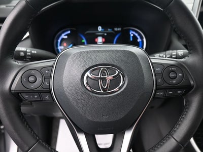 2025 Toyota RAV4 SE