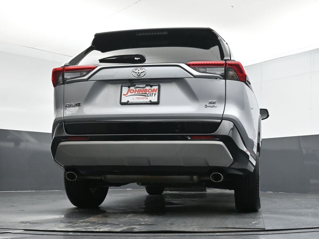 2025 Toyota RAV4 SE
