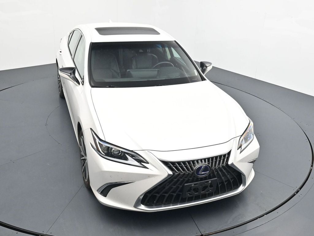 2022 Lexus ES 300h 300h