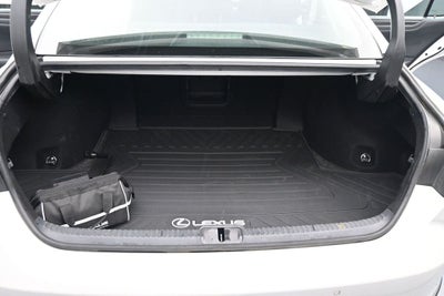 2022 Lexus ES 300h 300h
