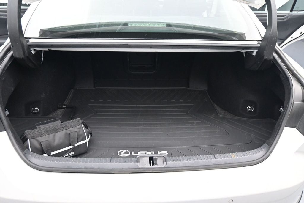 2022 Lexus ES 300h 300h