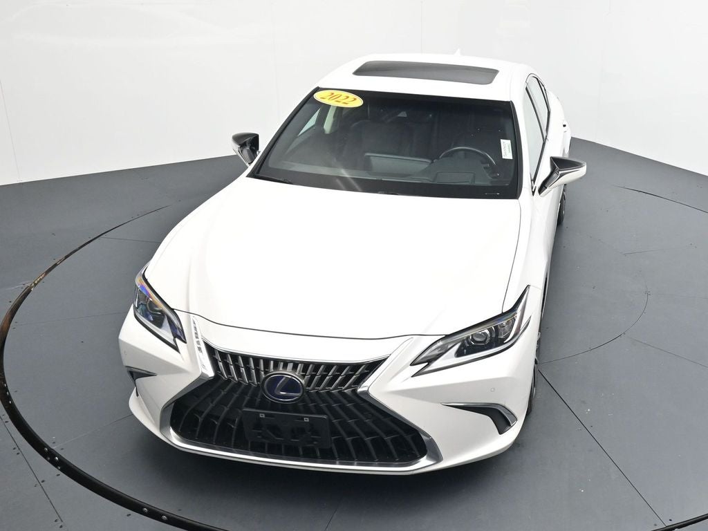 2022 Lexus ES 300h 300h