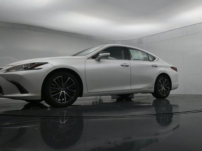 2022 Lexus ES 300h 300h