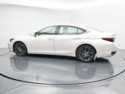 2022 Lexus ES 300h 300h