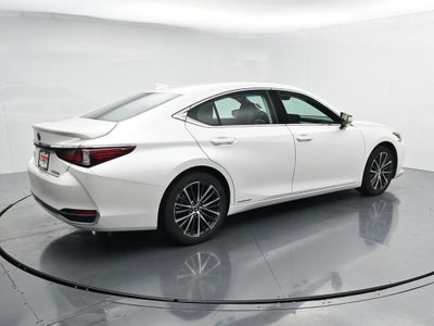 2022 Lexus ES 300h 300h