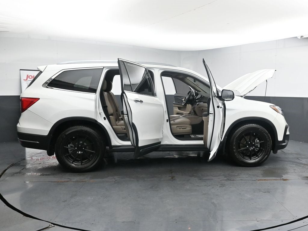 2021 Honda Pilot Touring 7 Passenger