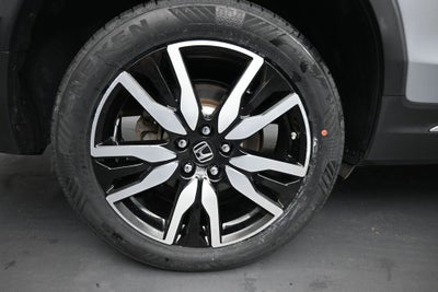 2022 Honda Pilot Touring 7 Passenger