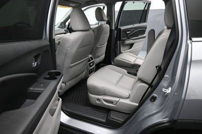 2022 Honda Pilot Touring 7 Passenger