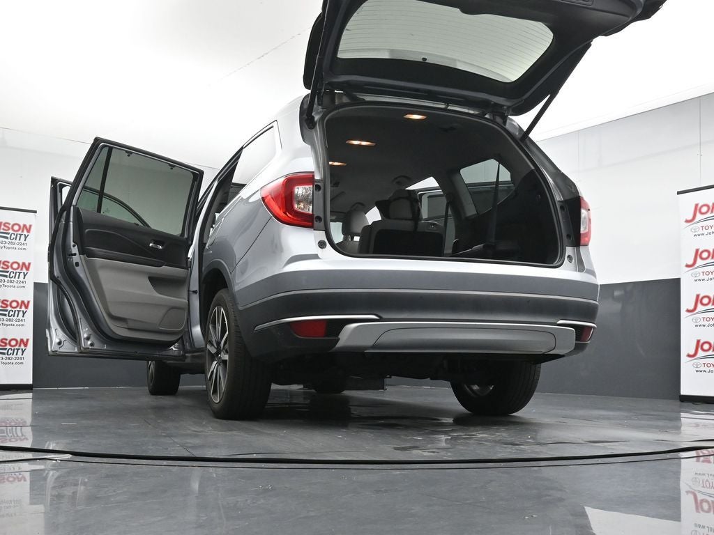 2022 Honda Pilot Touring 7 Passenger