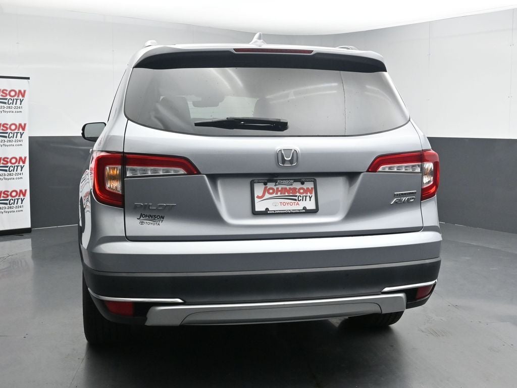 2022 Honda Pilot Touring 7 Passenger