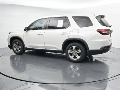2023 Honda Pilot EX-L 7 Passenger