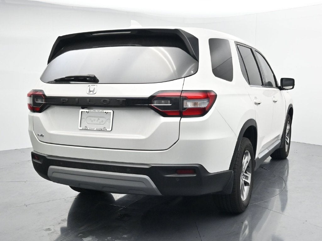 2023 Honda Pilot EX-L 7 Passenger