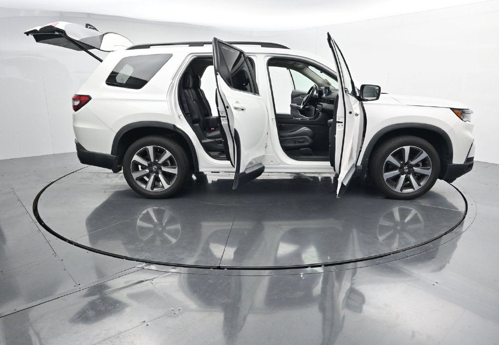2024 Honda Pilot Touring