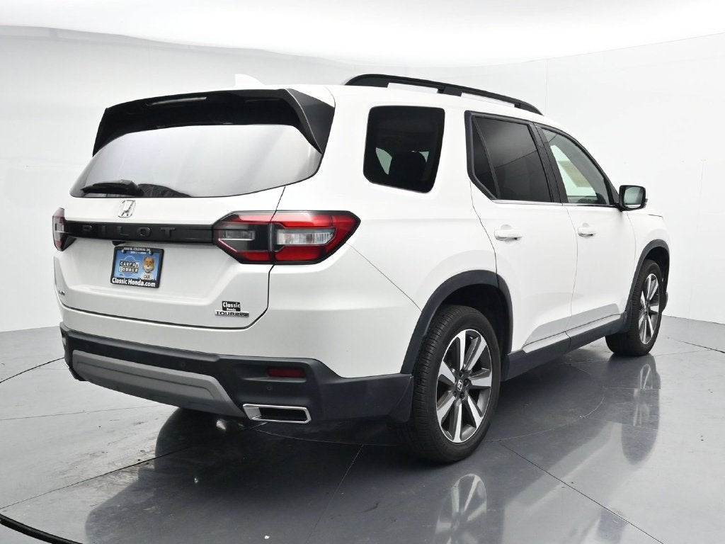 2024 Honda Pilot Touring