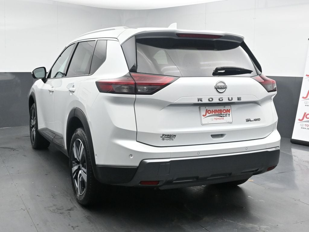 2024 Nissan Rogue SL