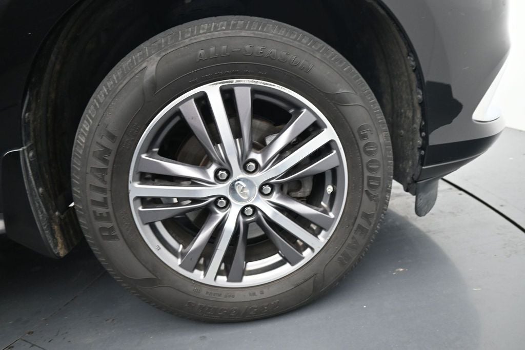 2017 INFINITI QX60 Base