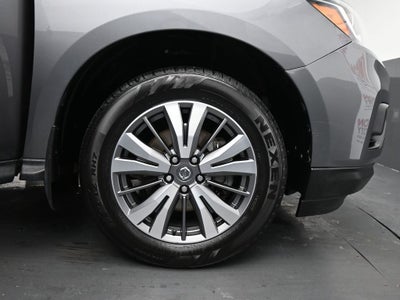 2020 Nissan Pathfinder S