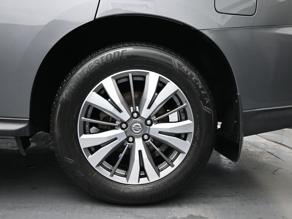 2020 Nissan Pathfinder S