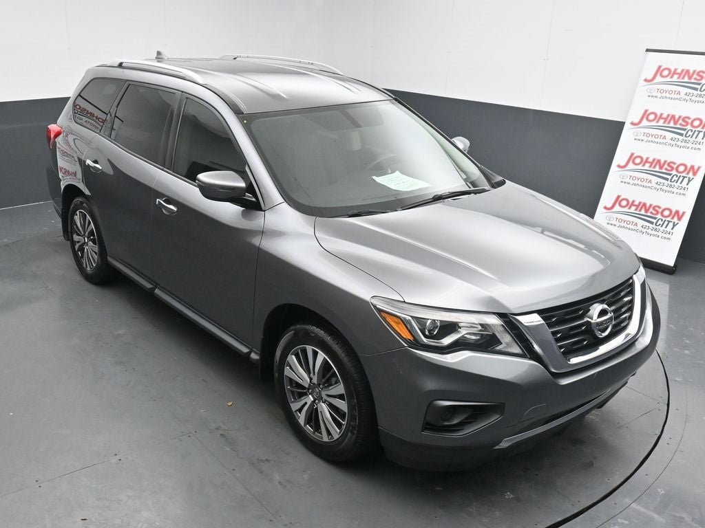 2020 Nissan Pathfinder S