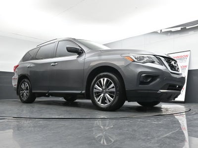 2020 Nissan Pathfinder S