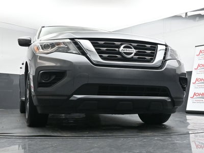 2020 Nissan Pathfinder S