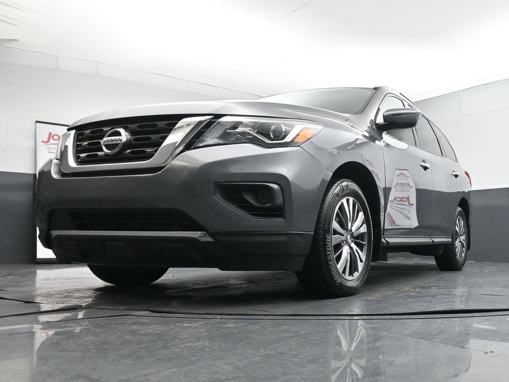 2020 Nissan Pathfinder S