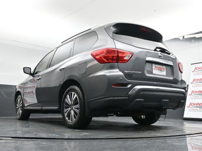 2020 Nissan Pathfinder S