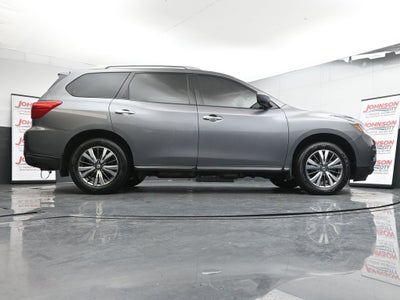 2020 Nissan Pathfinder S