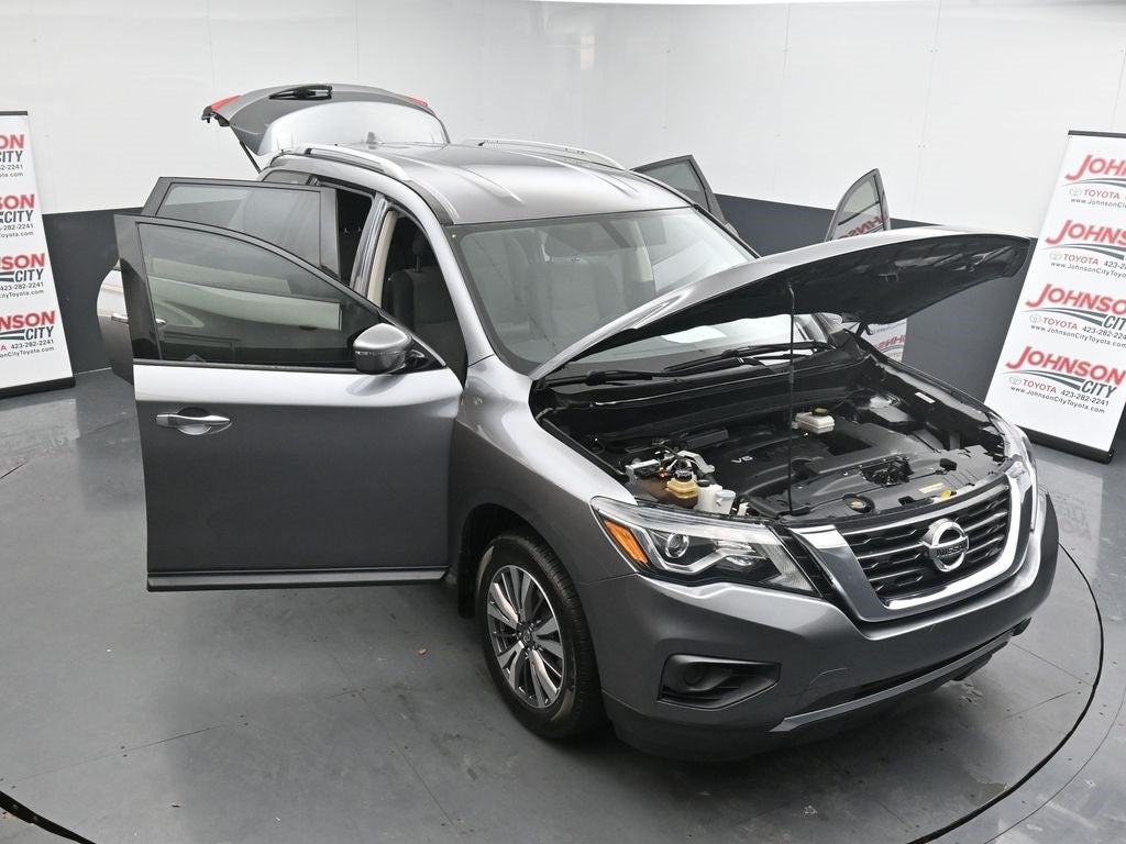 2020 Nissan Pathfinder S