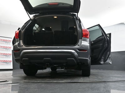 2020 Nissan Pathfinder S