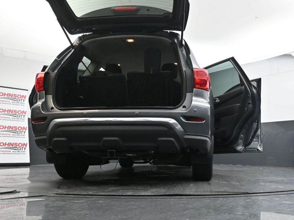 2020 Nissan Pathfinder S