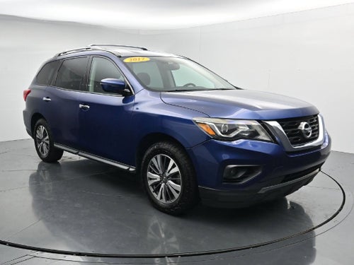 2017 Nissan Pathfinder SV
