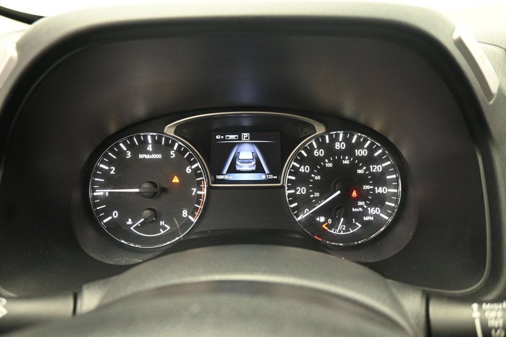 2017 Nissan Pathfinder SV