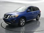 2017 Nissan Pathfinder SV