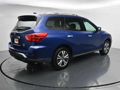 2017 Nissan Pathfinder SV