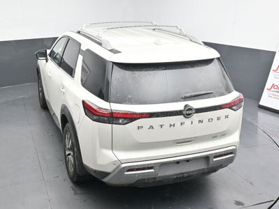 2022 Nissan Pathfinder SL