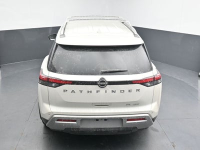 2022 Nissan Pathfinder SL
