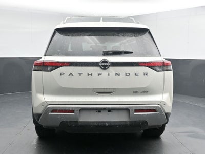 2022 Nissan Pathfinder SL
