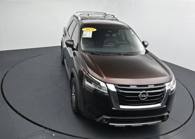 2022 Nissan Pathfinder SL