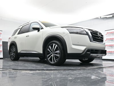 2024 Nissan Pathfinder Platinum