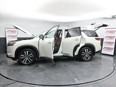 2024 Nissan Pathfinder Platinum