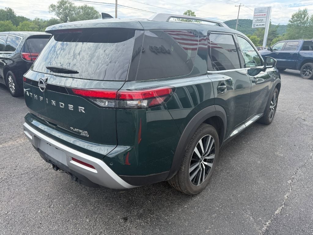 2023 Nissan Pathfinder Platinum