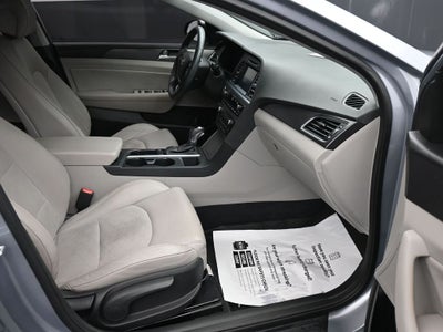 2016 Hyundai Sonata Base
