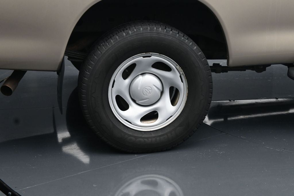 2004 Toyota Tundra SR5