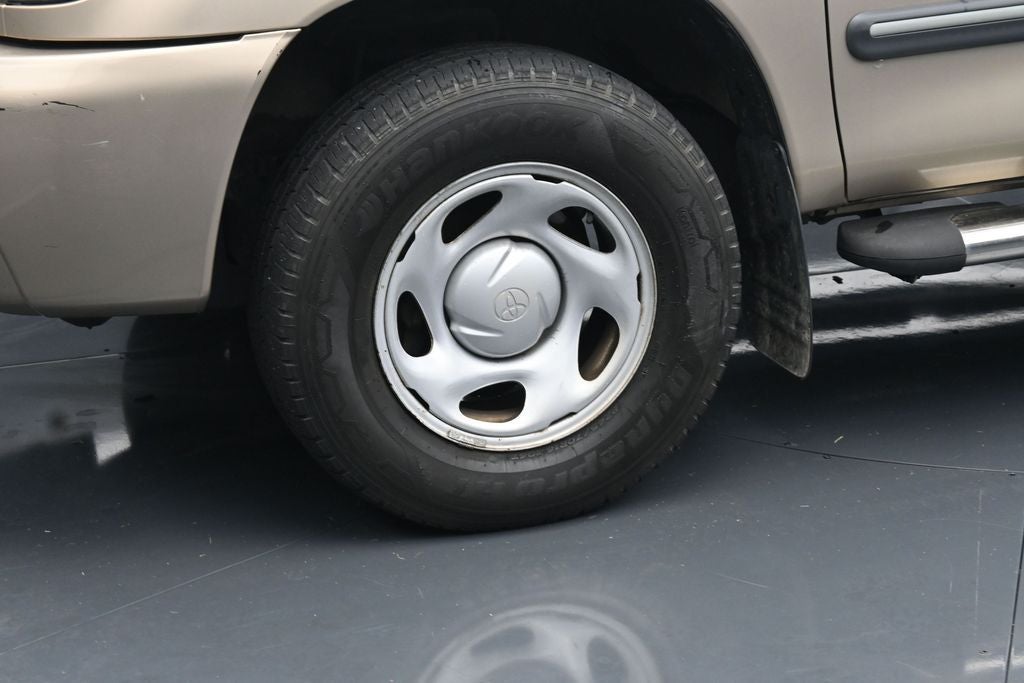 2004 Toyota Tundra SR5