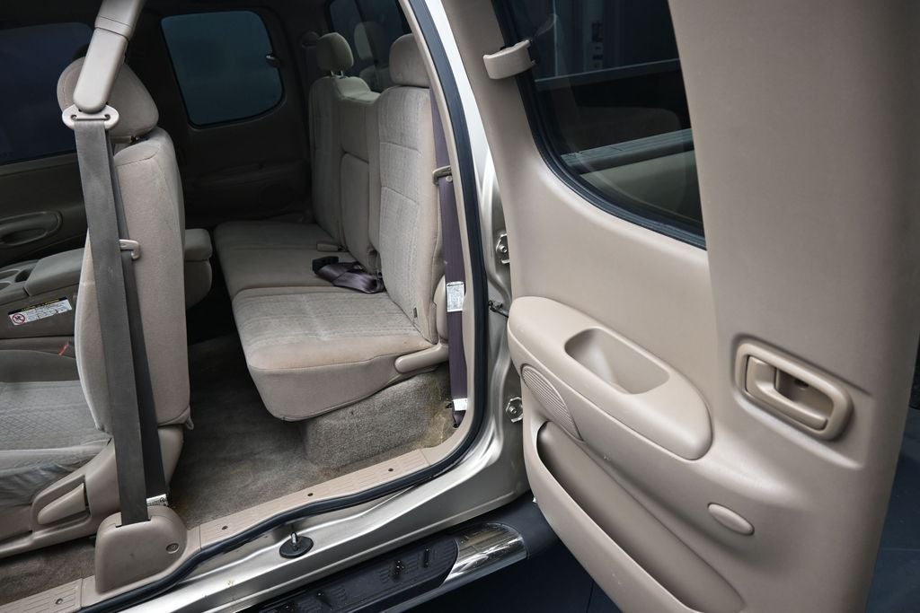 2004 Toyota Tundra SR5