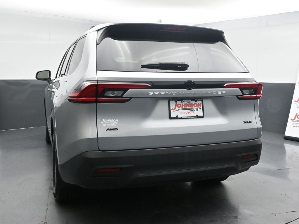 2025 Toyota Grand Highlander XLE