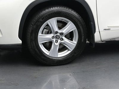 2020 Toyota Highlander LE