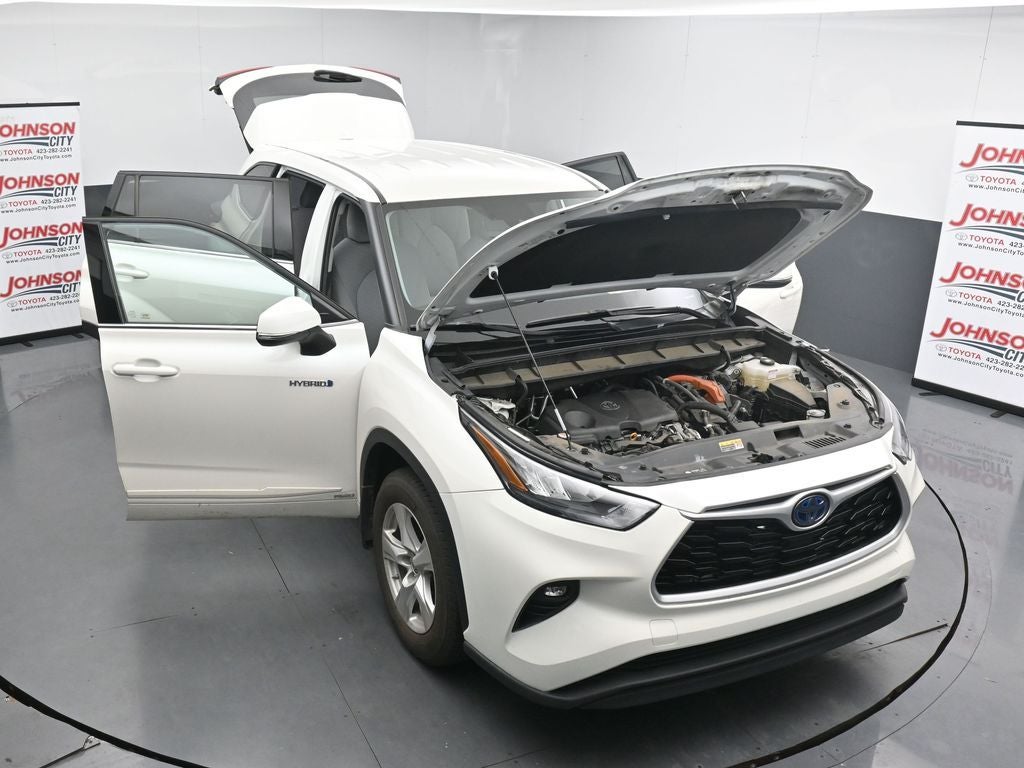 2020 Toyota Highlander LE